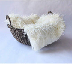 Electomania  Blanket Faux Fur Photography Photo Prop Baby Newborn Background Backdrop Rug (White, 0-3 Months)